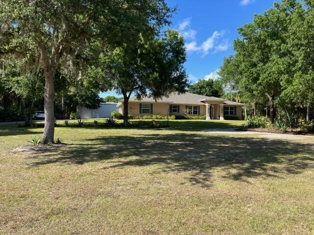Front View Listing photo 2