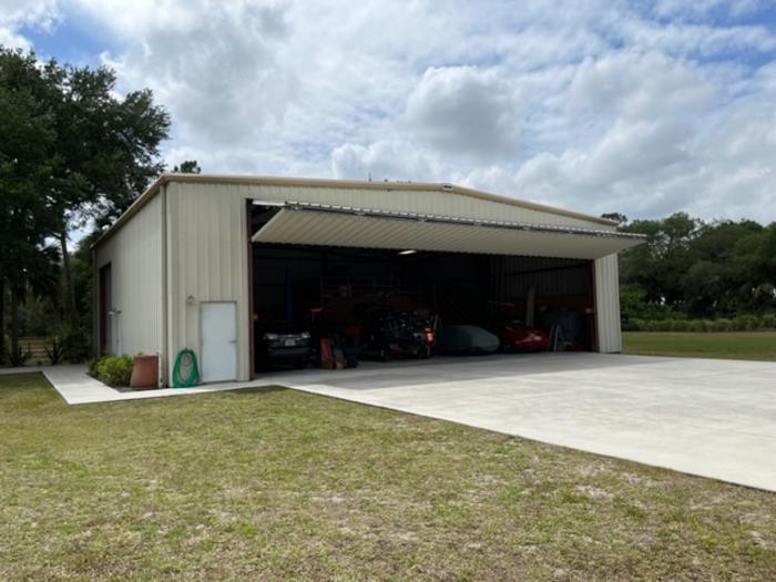 Hangar Listing photo 27